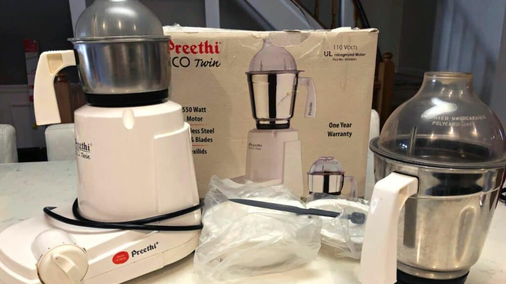 The 10 Best Mixer Grinder for Indian Cooking in USA 2022