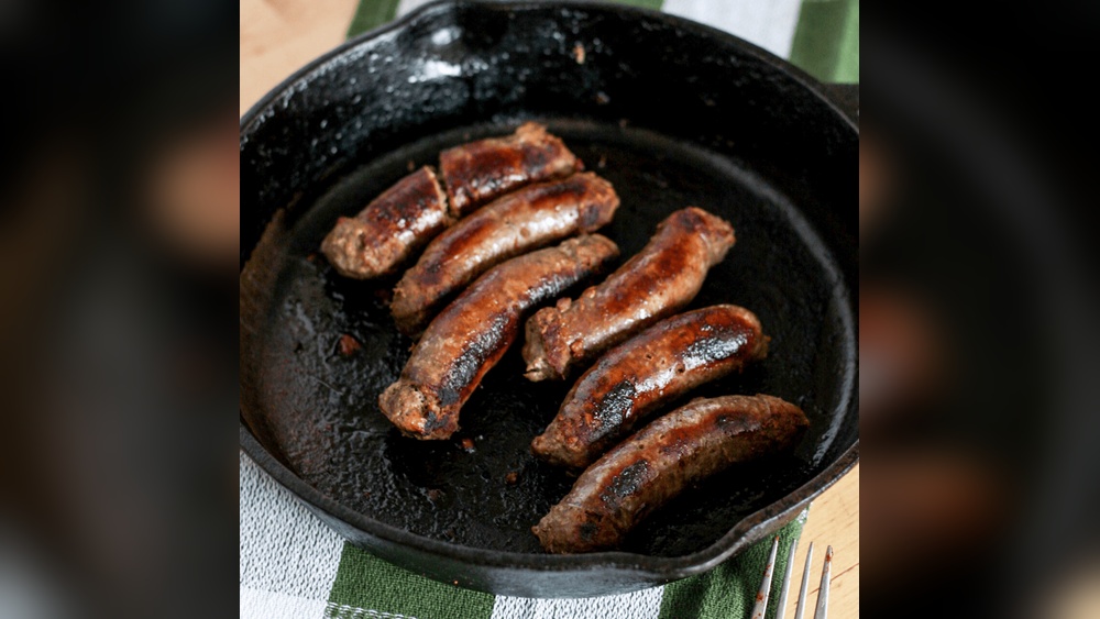 How to Cook Deer Sausage on the Stove